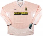 juventus-03-away-ls-tags_1_2.jpg